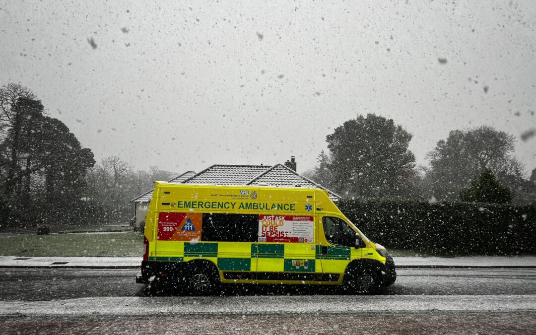 Paramedic visits Wren School to talk about the vital role of the ambulance service.